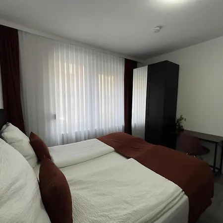 Winter Oase Beheizter Whirlpool Sauna Und Kamin * Geisenheim